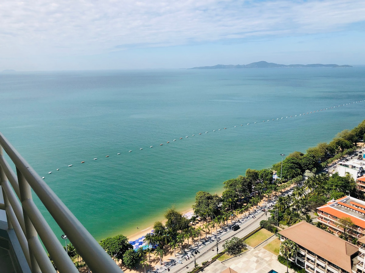 位于中天（ Jomtien ）的美丽单间公寓，景色迷人，距离海边100米