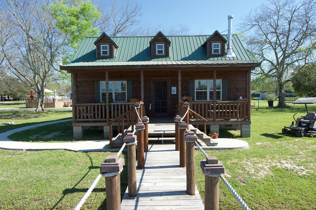 Cajun Acres Log Cabin