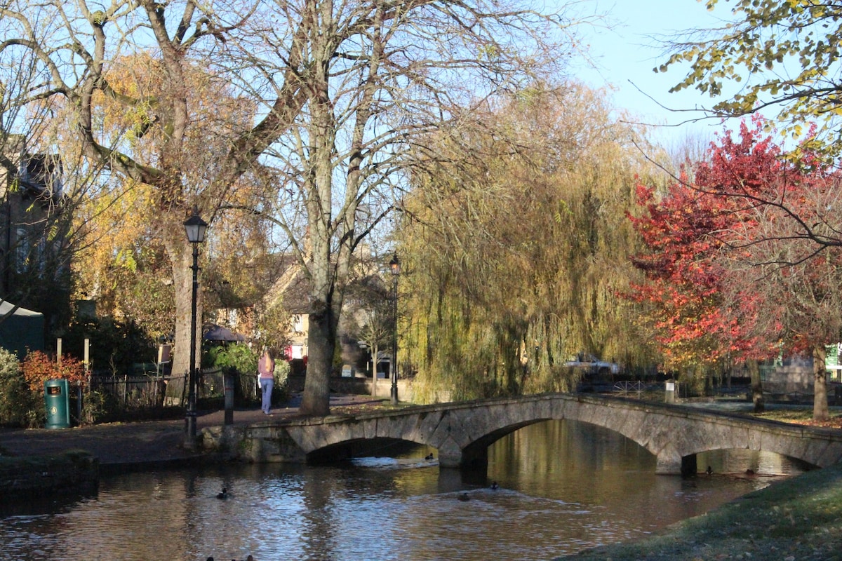 Lavender Barn East, Bourton on the Water