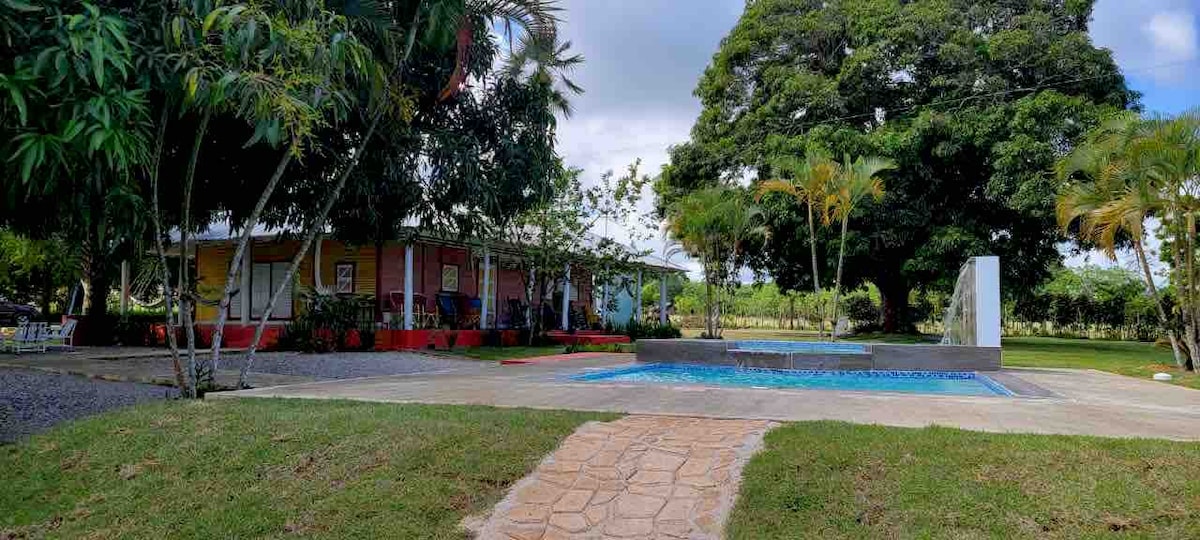 Villa campestre campo de colores en la Altagracia