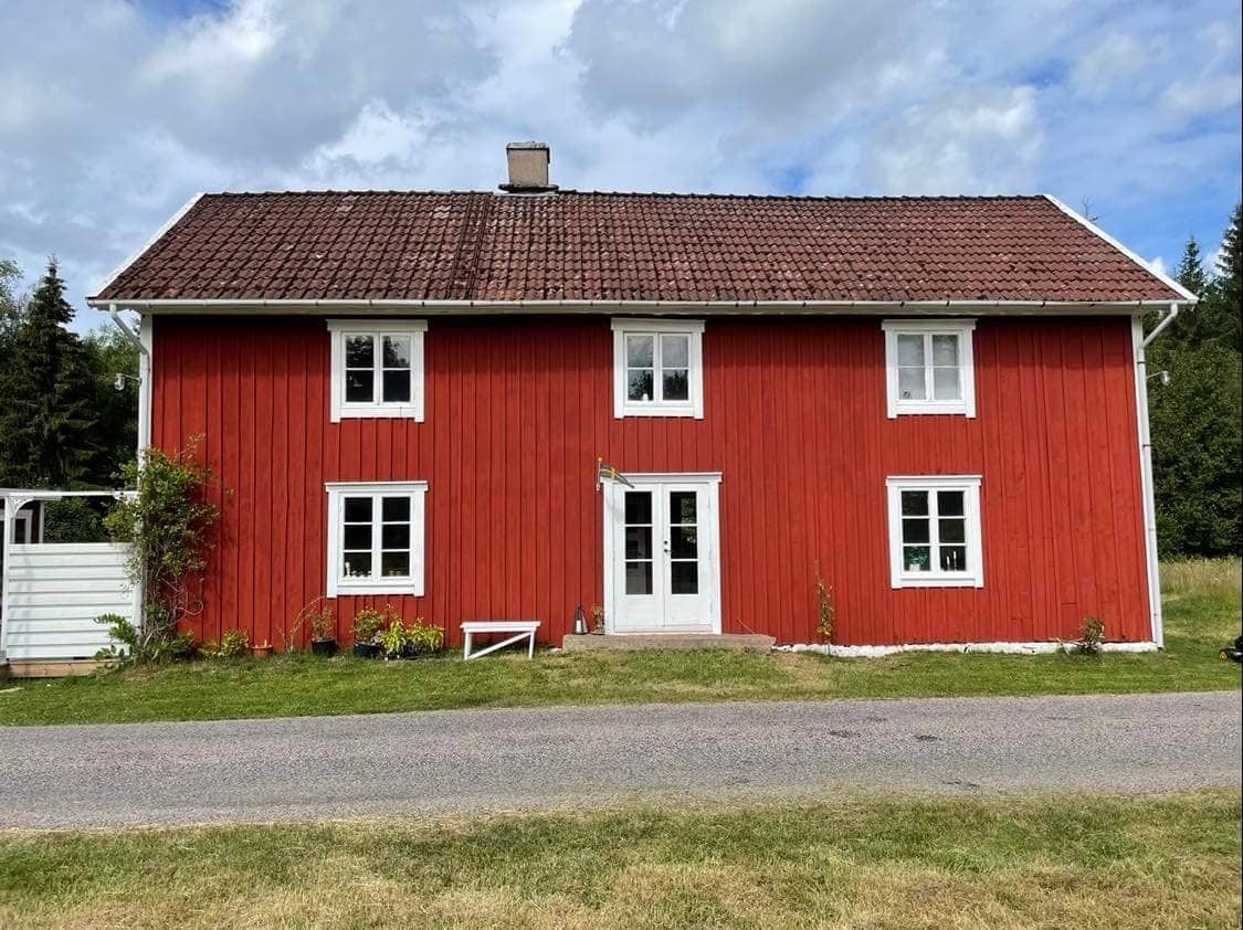 Spacious croft in the Halland forests