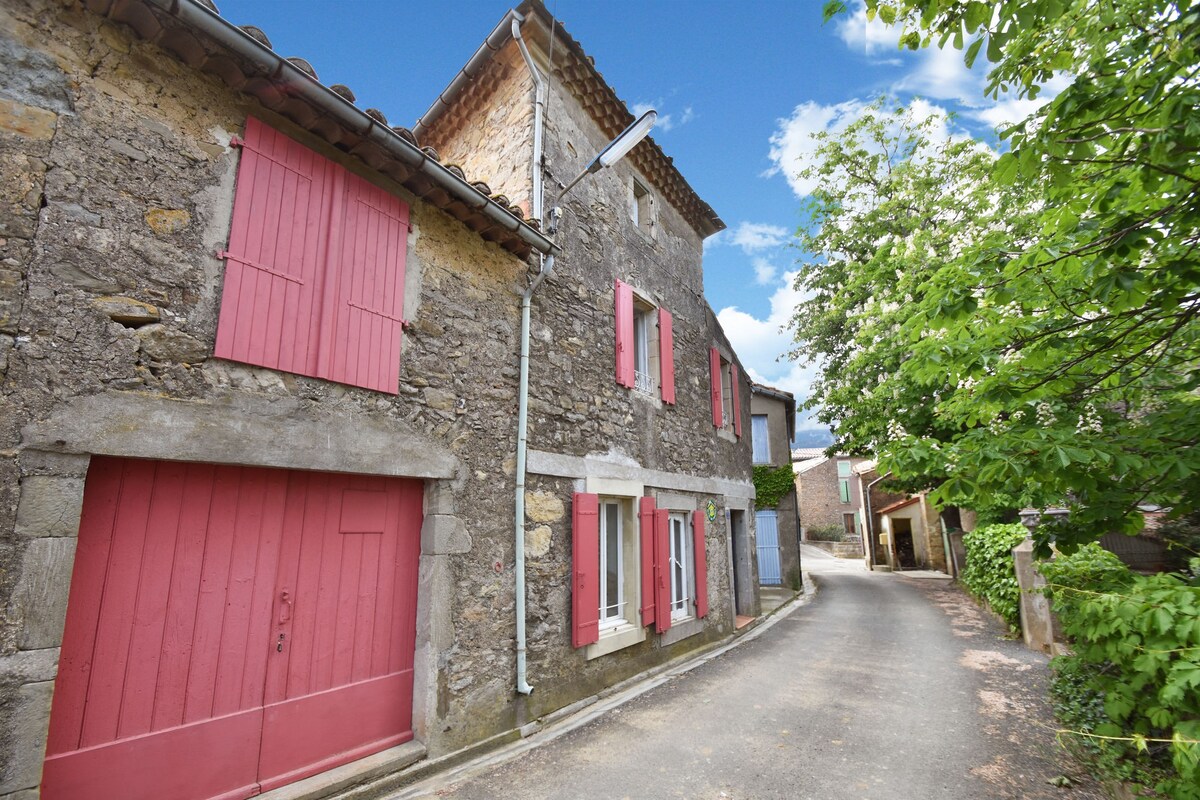 Charming stone house with private pool