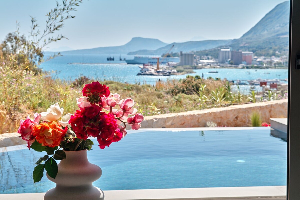 Thearia seaview luxury villa pool&views