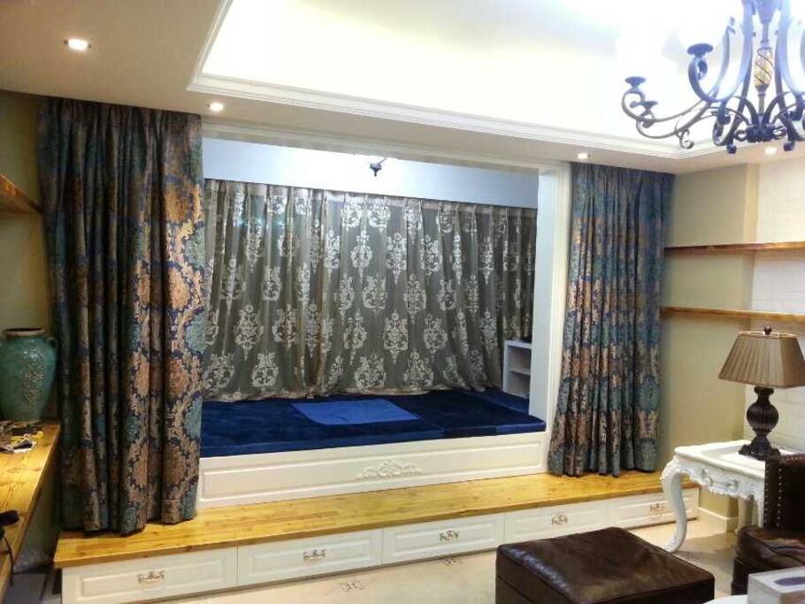 乐清新体育馆对面、七小、实验小学、育英小学