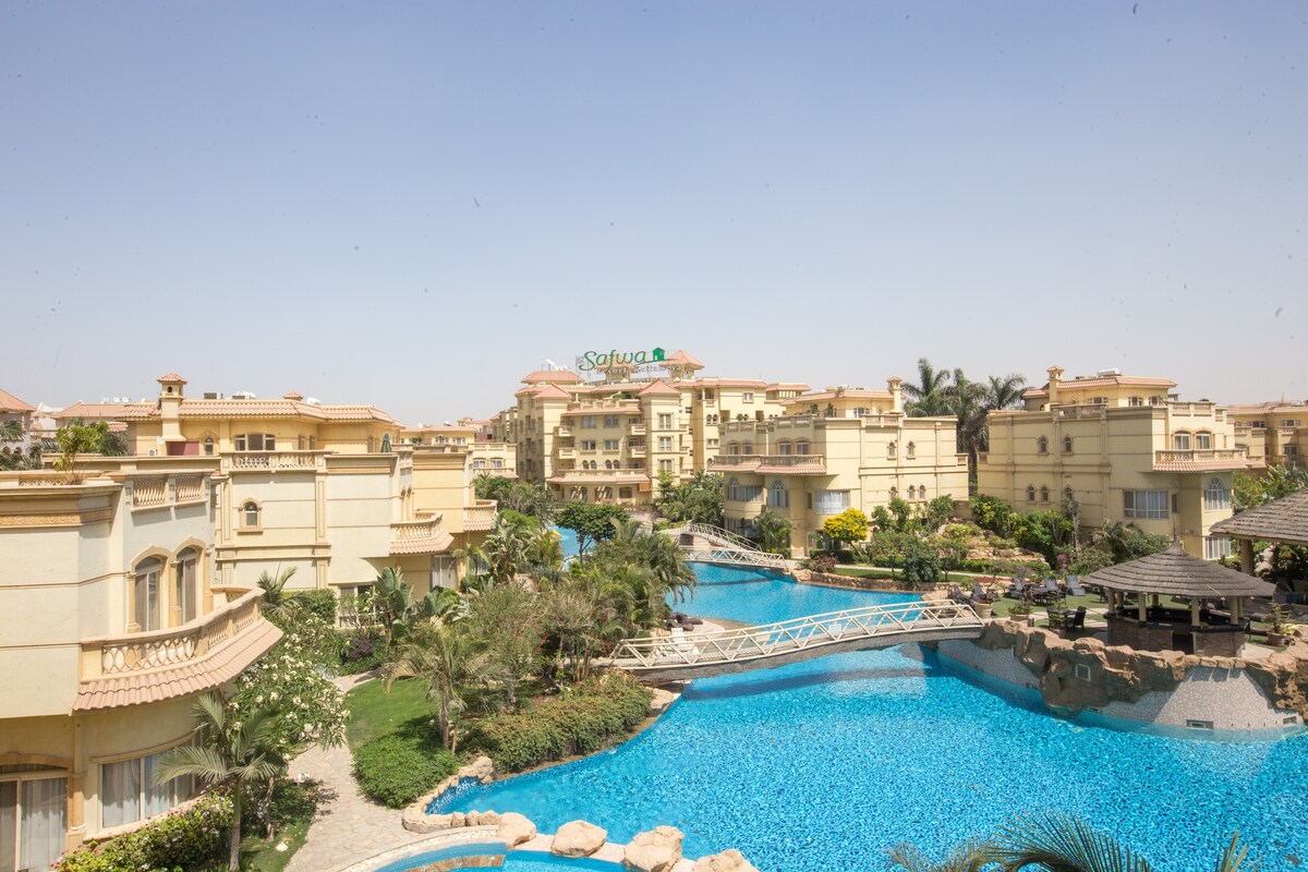 1 Bedroom Roof- Pool View