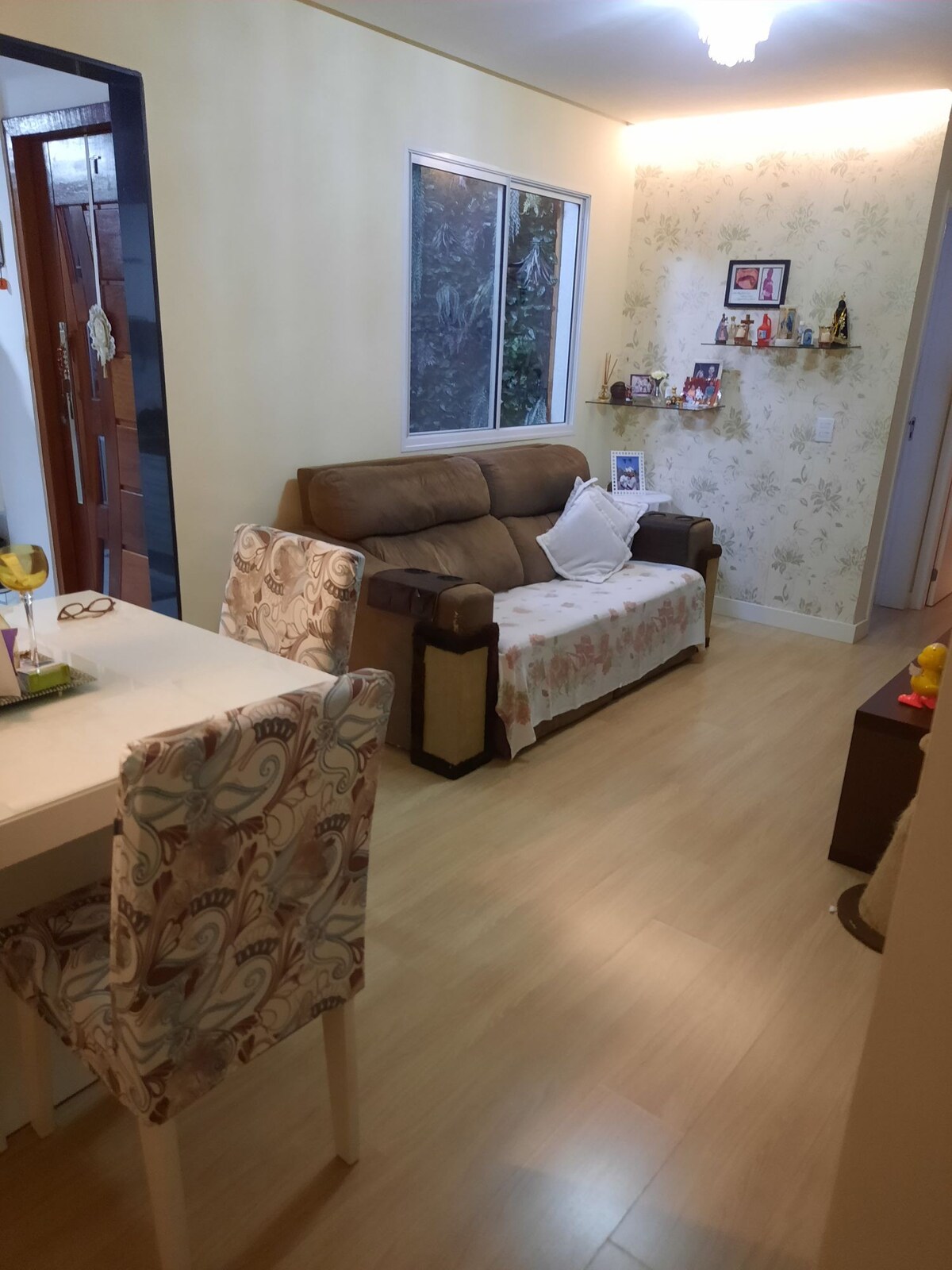 Apartamento de praia com Quintal