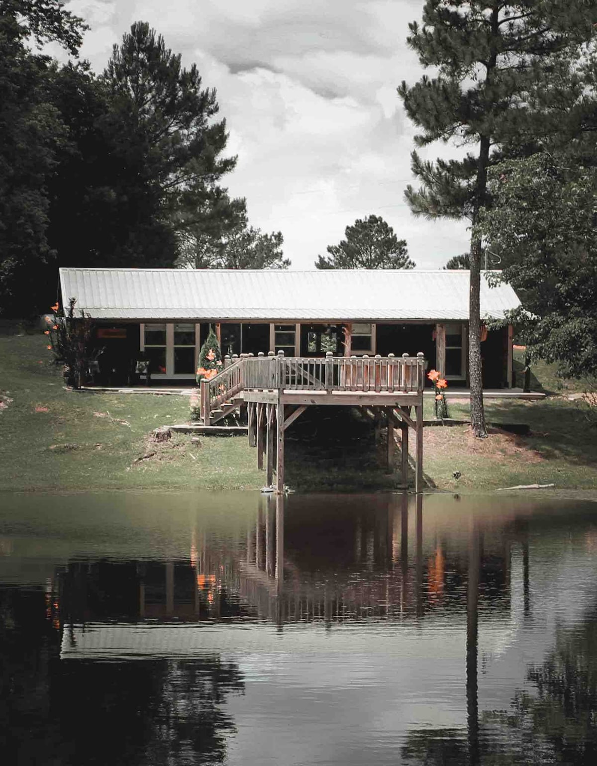 The Woods Cabin Retreat