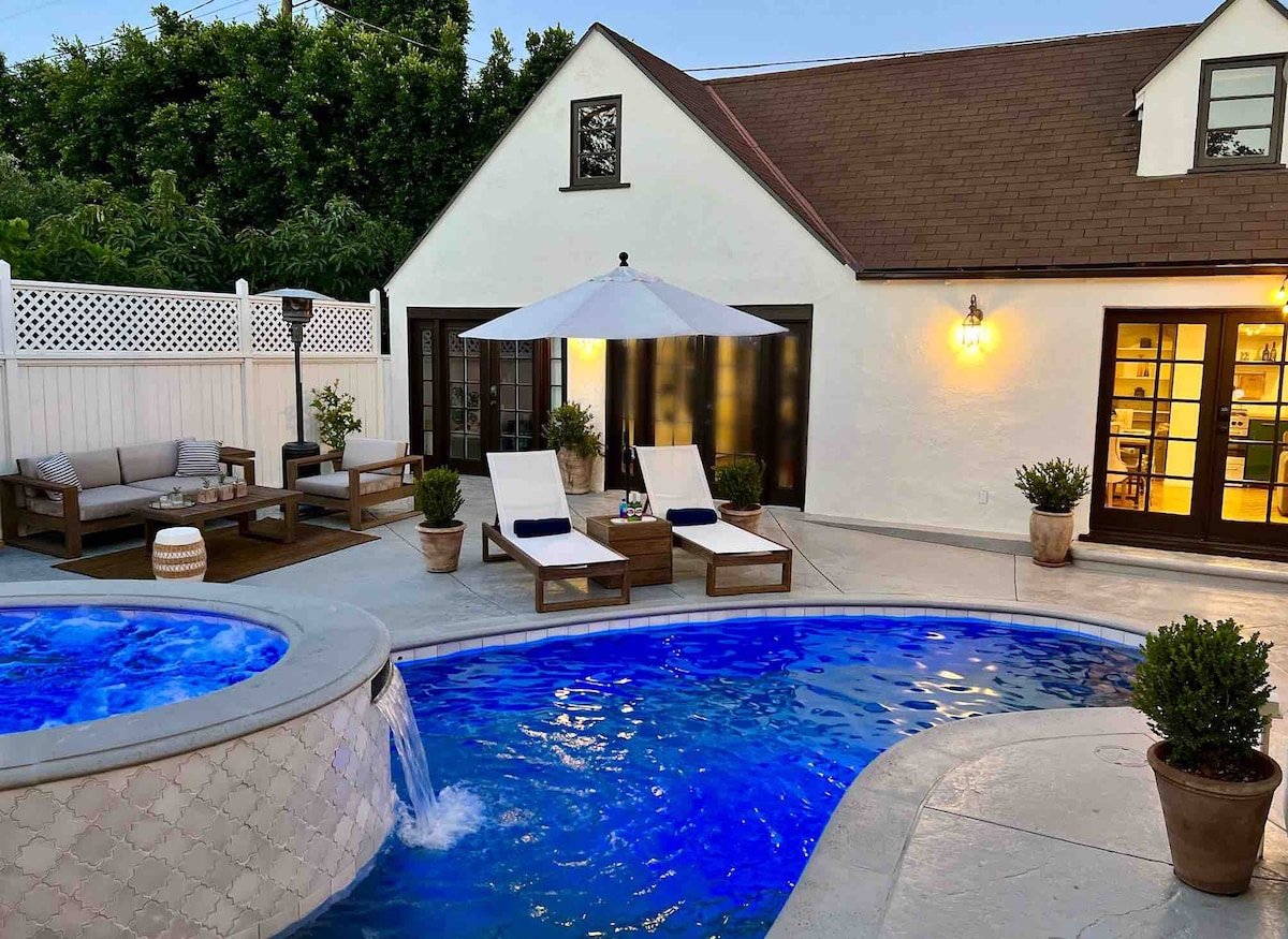 位于洛杉矶的豪华私人客房，带泳池和水疗中心。