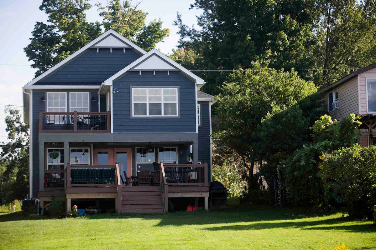 Oneida Lake House. South Shore