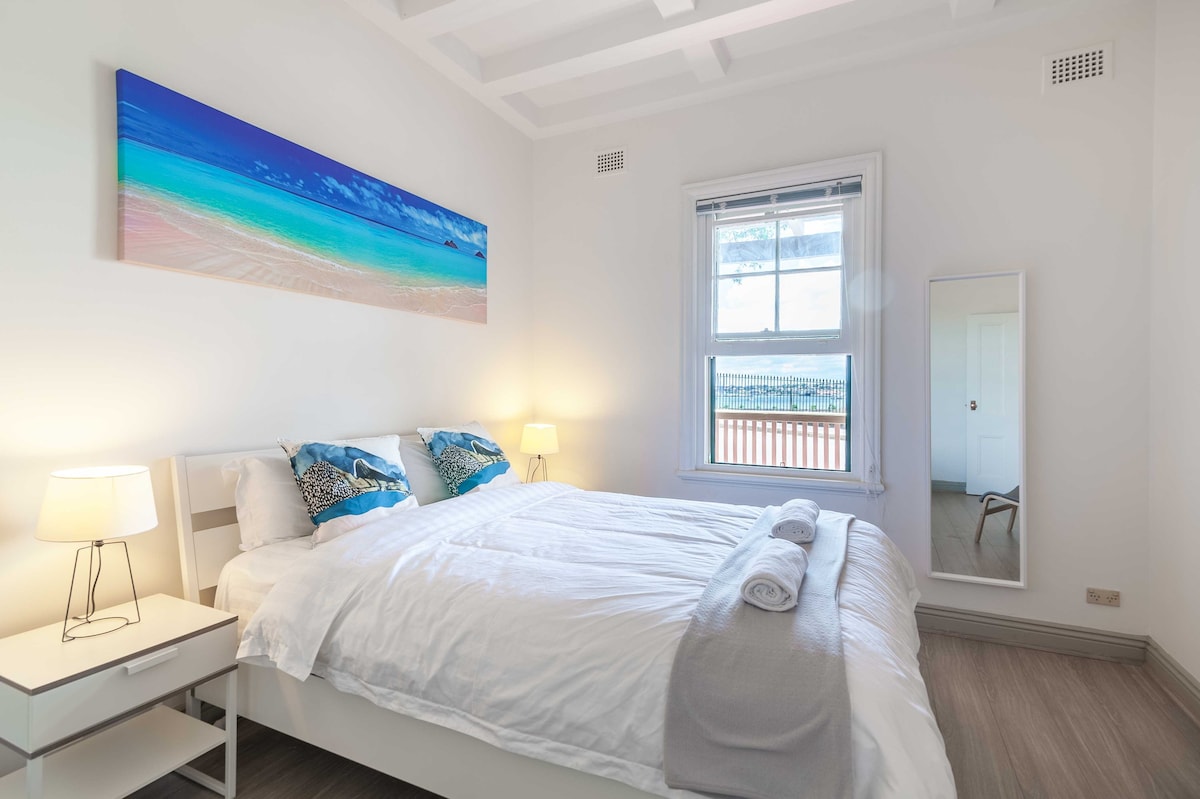 The Darlingbay - City Harbour View Escape (2BR)