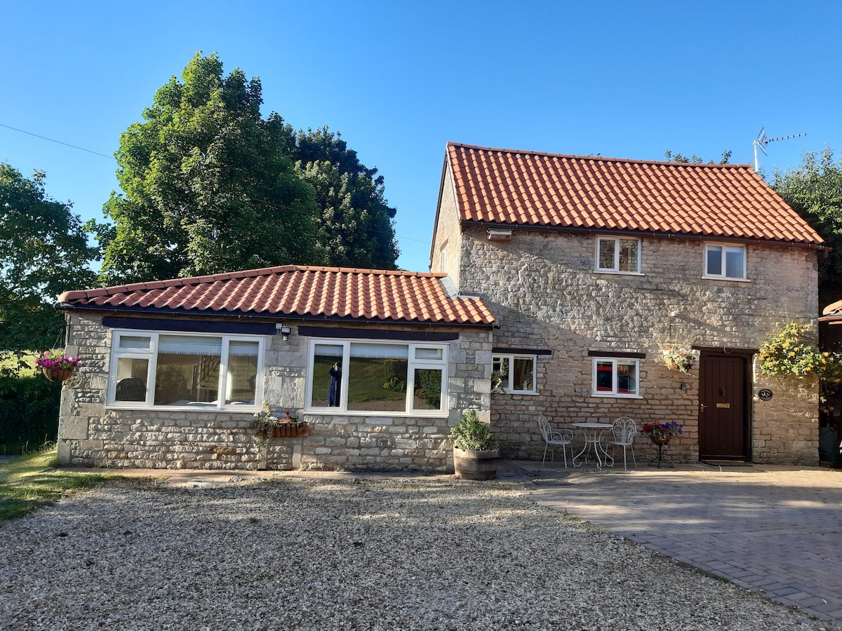 Pantiles Cottage, Stretton可睡4人自炊