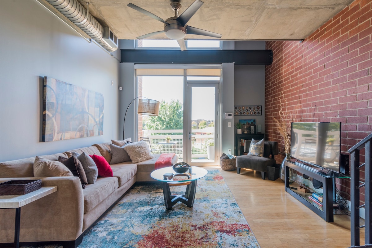 Panthers Stadium附近的Uptown Charlotte Loft