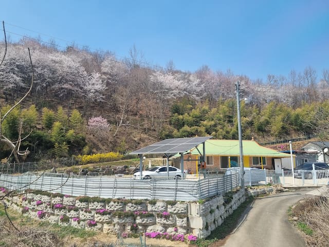 Buri-myeon, Geumsan的民宿