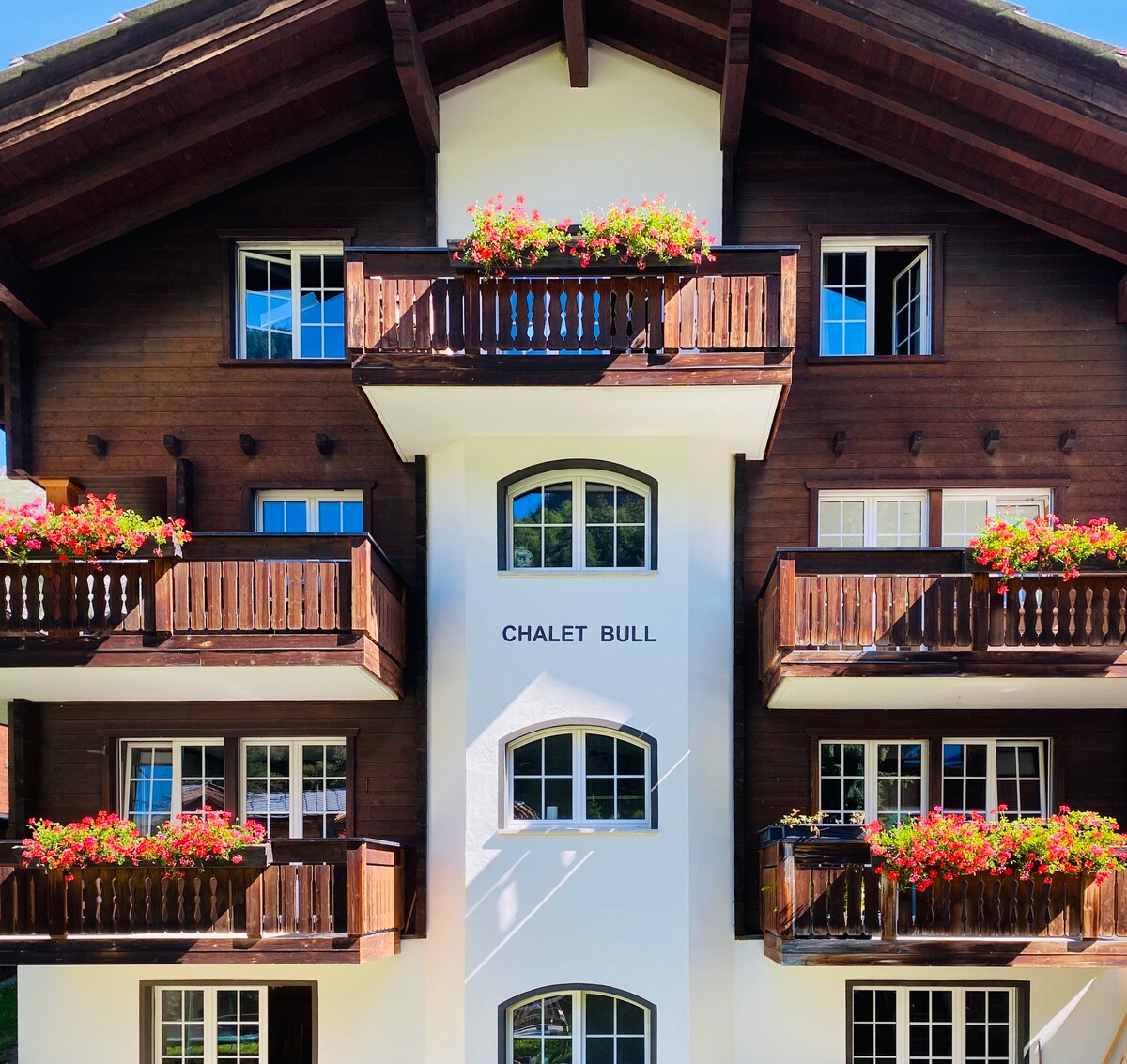 小木屋公牛-精品小木屋Zermatt