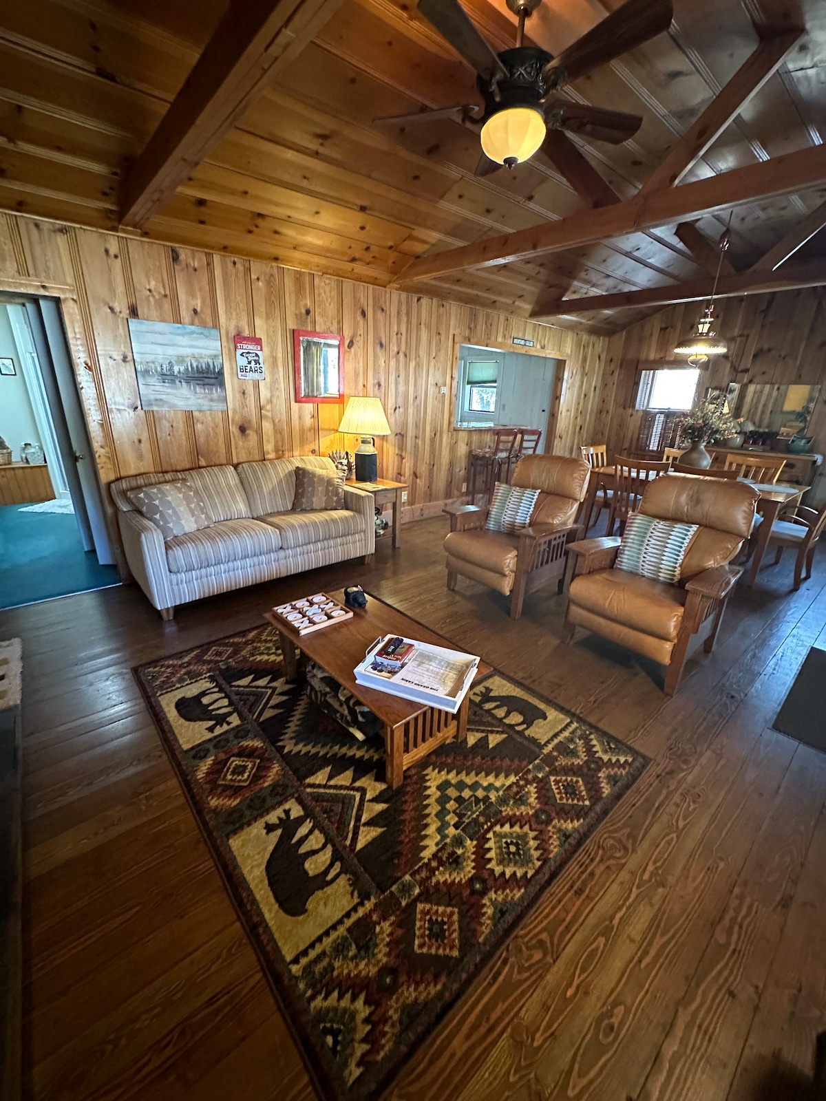 The Grand Cabin at Cloudcroft