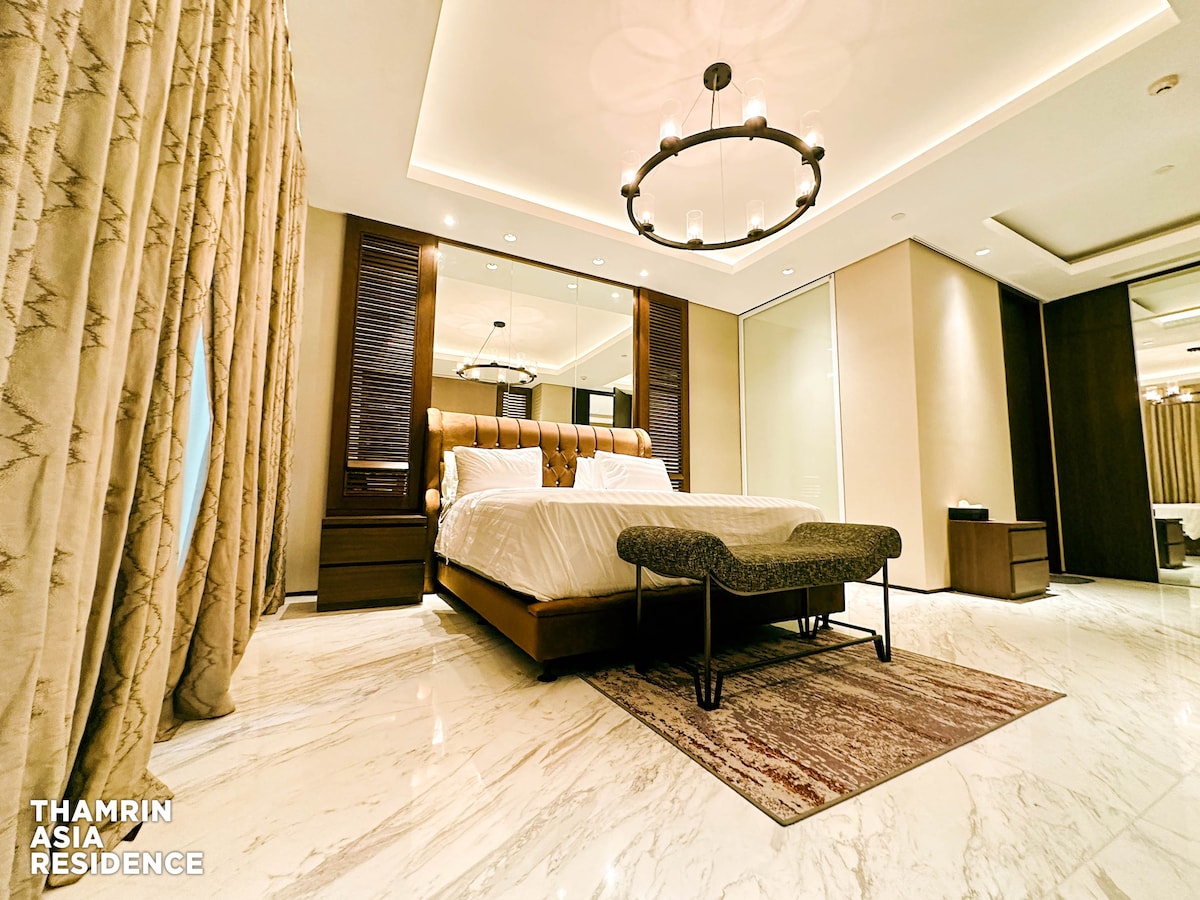 Luxurious stay at the heart of Jakarta