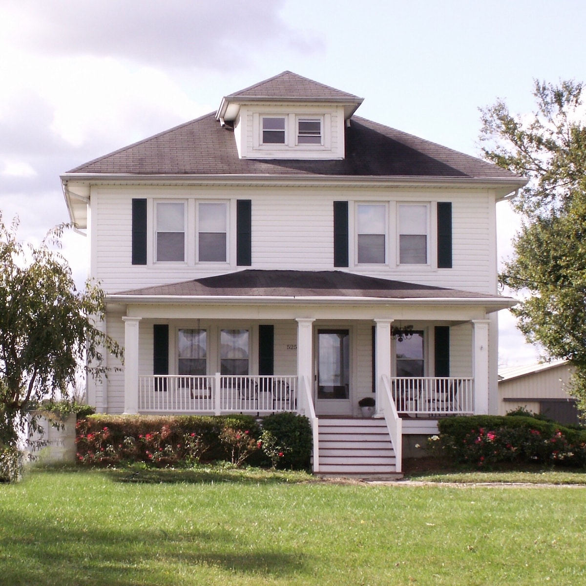 Lucky Shoe Farmhouse