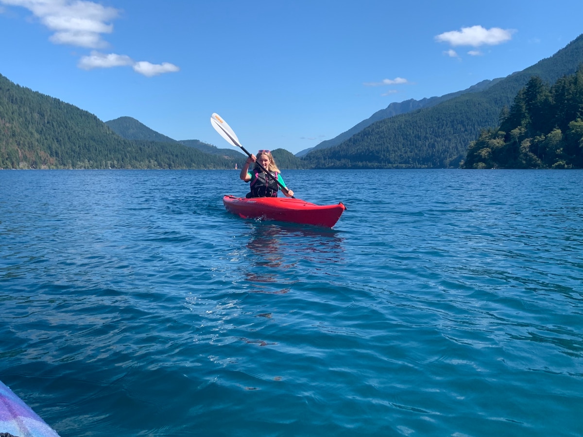 Lake Crescent House +奥林匹克国家公园+热水浴缸