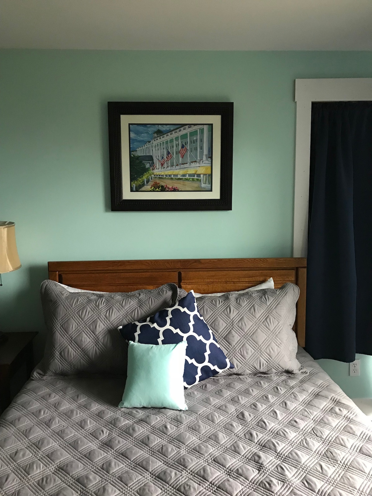 Mackinac Island Room (# 201) Cedarwood Condo