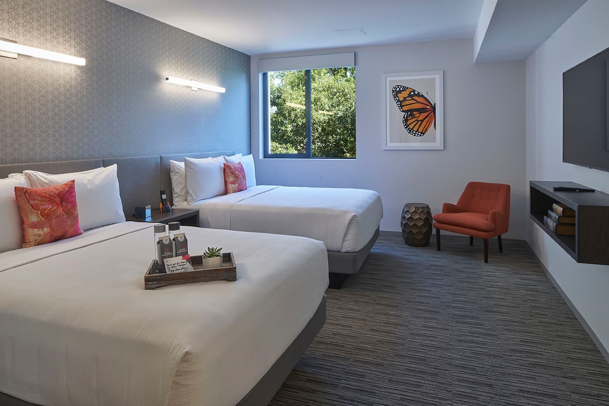 全新酒店MARIPOSA N.HOLLYWOOD 2张标准双人床