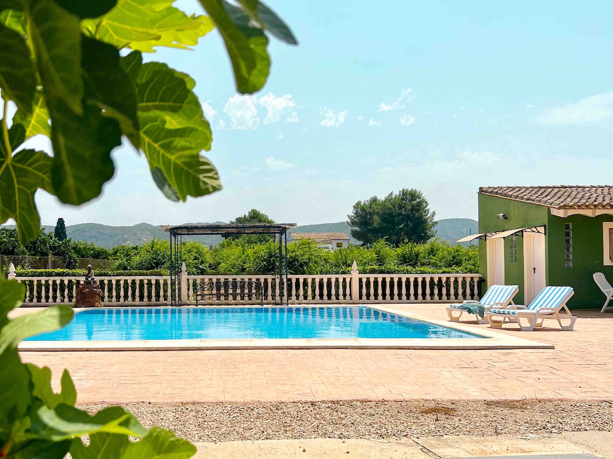 L'Hort d'Alfredo. Casa rural con piscina privada