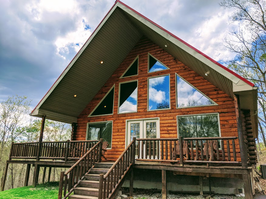 Sacred Winds - Yatesville Lake Luxury Cabin Rental