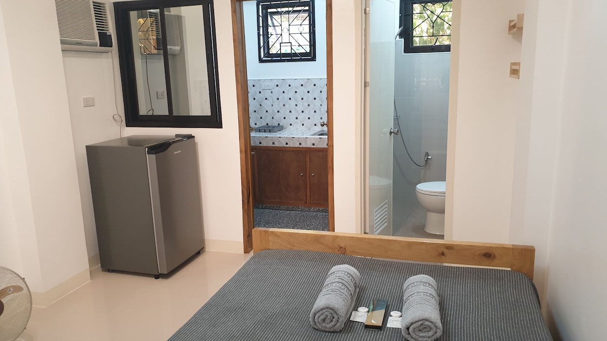 New Standard
Studio Rooms w/ en-suite Bathrooms