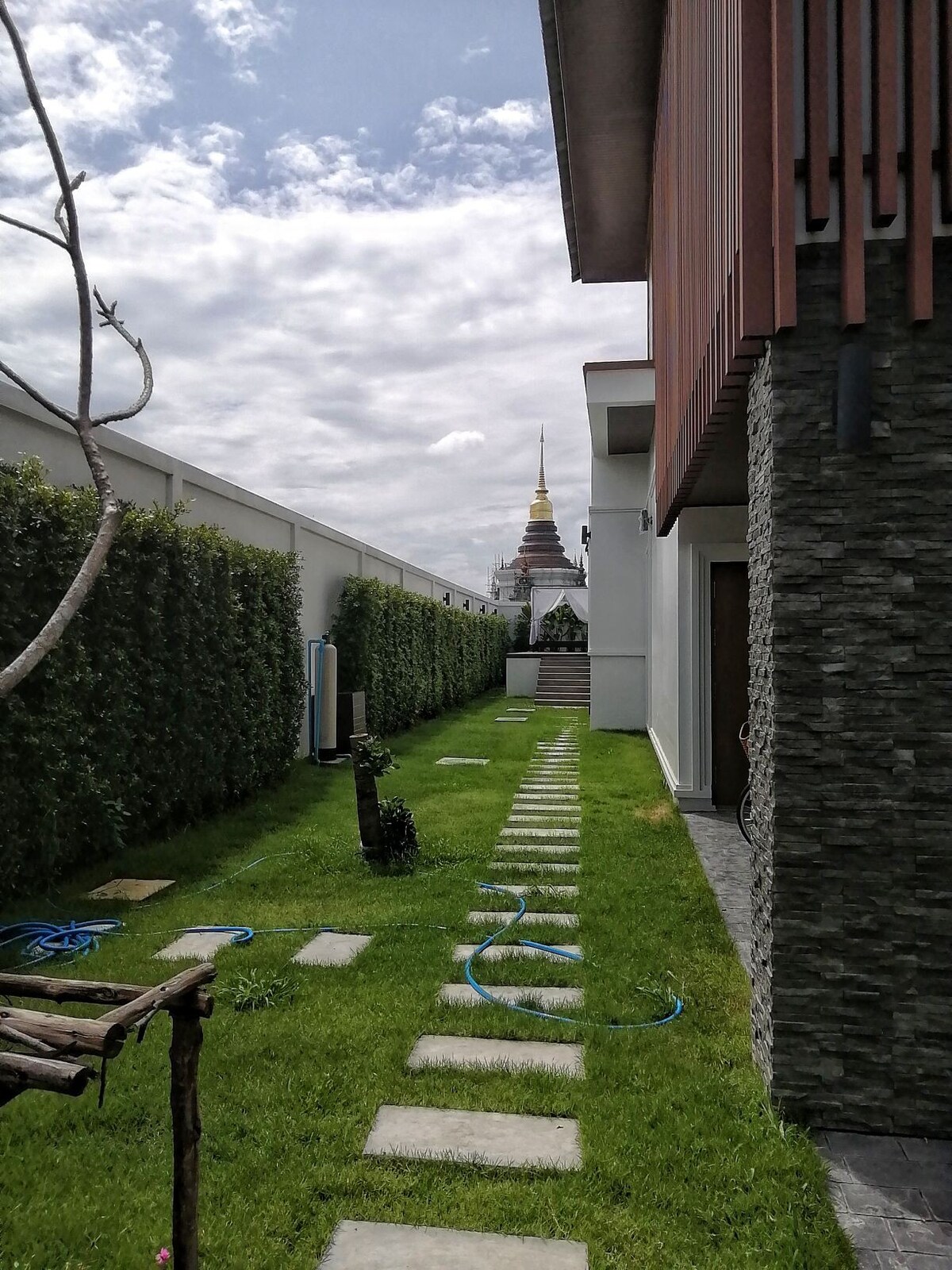 Z home清迈自己的家，度假私家泳池别墅，景观唯美，近观Wat Buak KhrokTai佛教寺庙