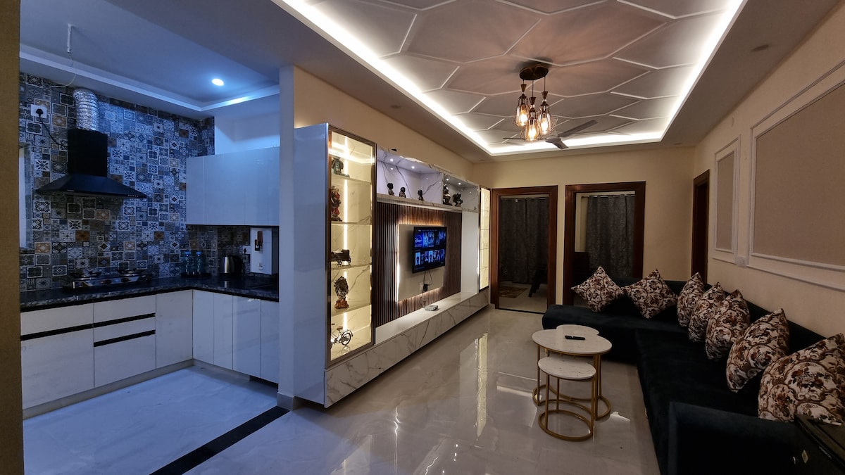 Hillside Nest 2Bhk Luxury Stay In Dehradun