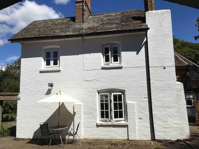 埃文河畔斯特拉特福（Stratford-upon-Avon）的民宿