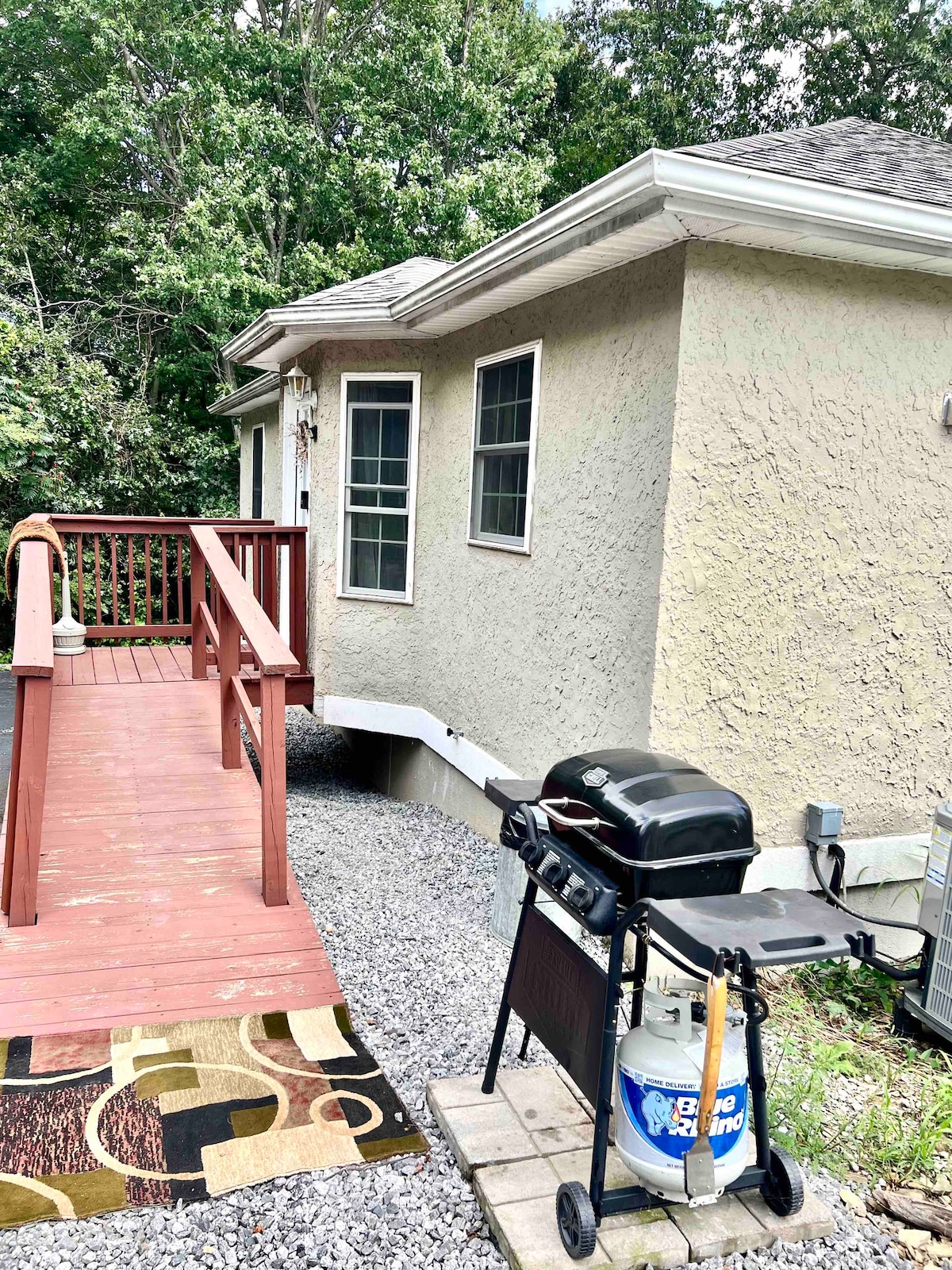 Peaceful Country Two Bedroom House