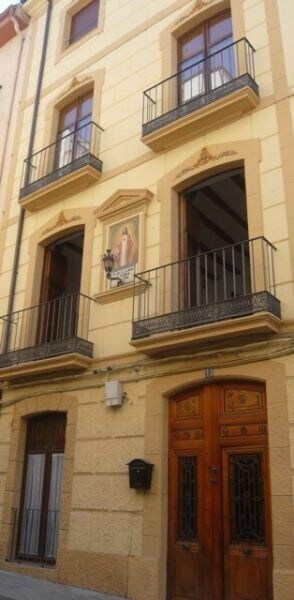 Stunning 5* Luxury Spanish Townhouse