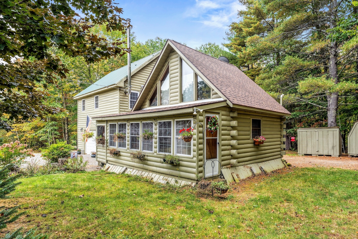 Maine Log Home & Bunk House, Long Pond