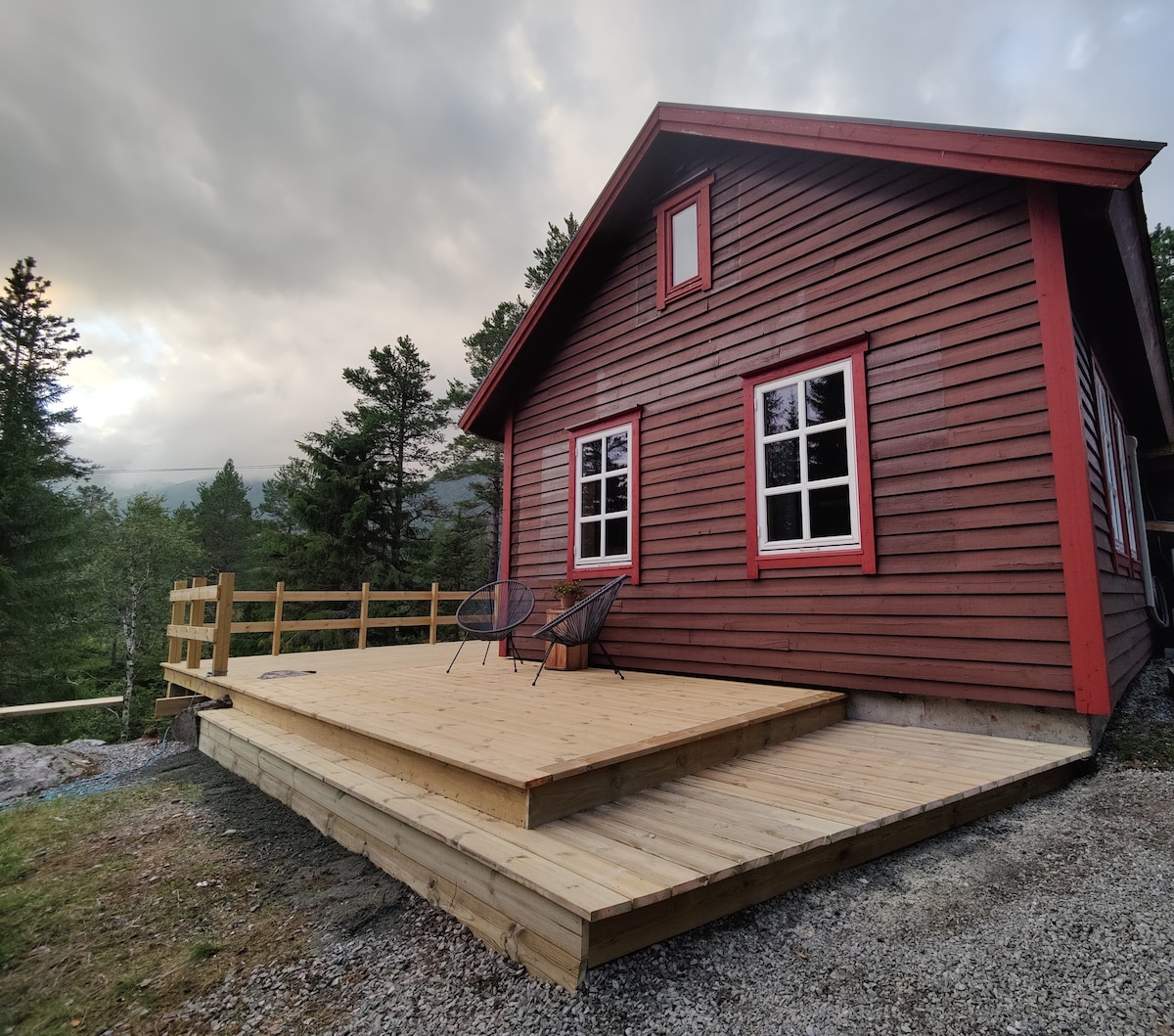 Tronstadbu- 130 year old cabin in the woods