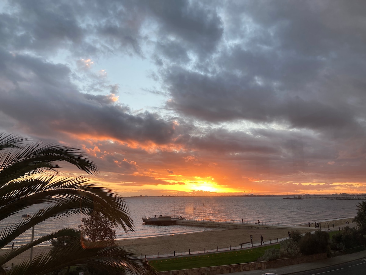 圣基尔达（ St Kilda ）绝对海滨景观