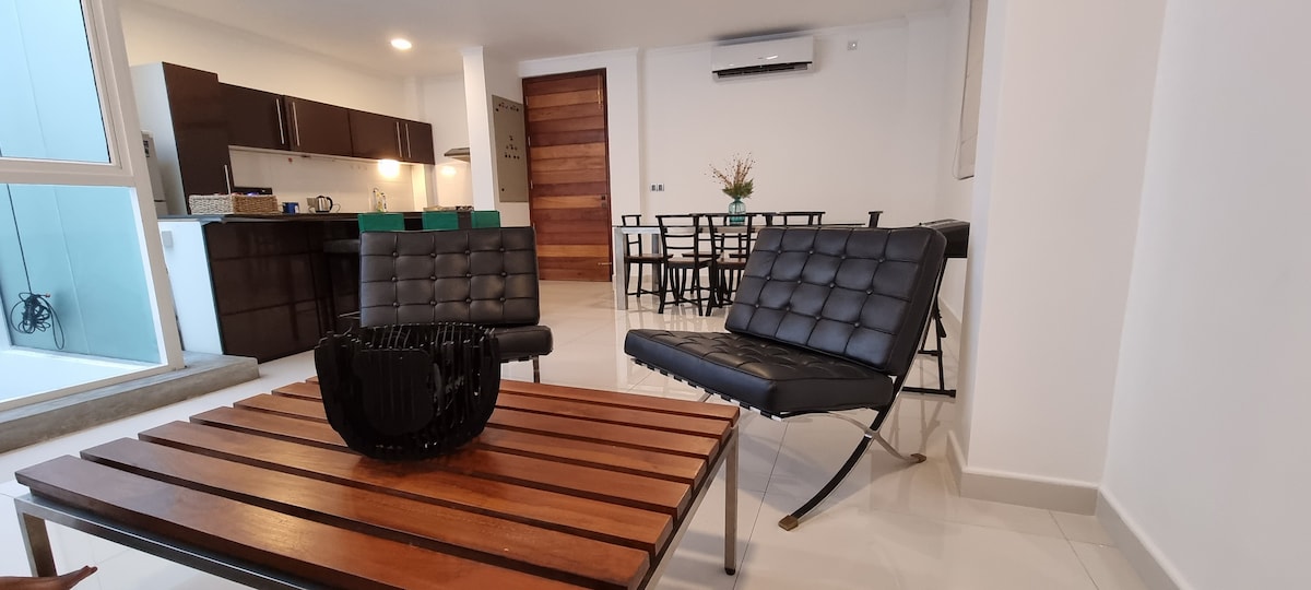 Luxury Apartment located in Havelock road