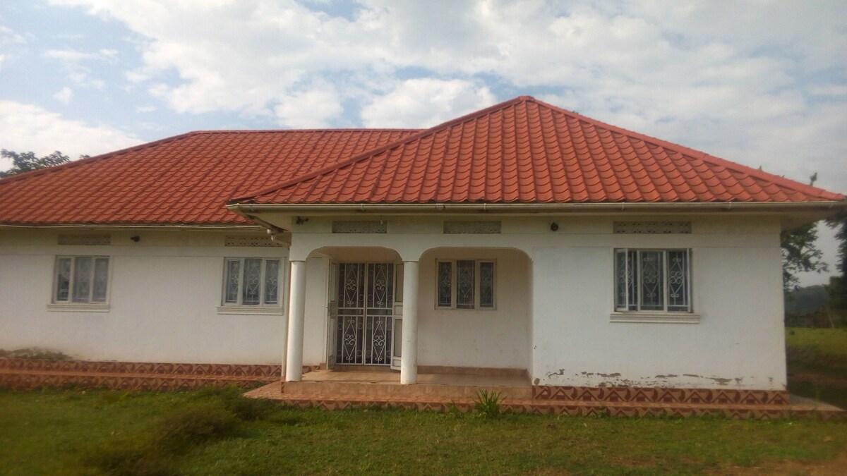 Rwengobe homestay is a unique spacious farm house,