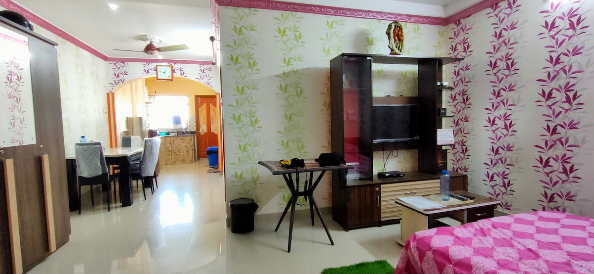 Bengal homestay (1BHK AC suite Flat)