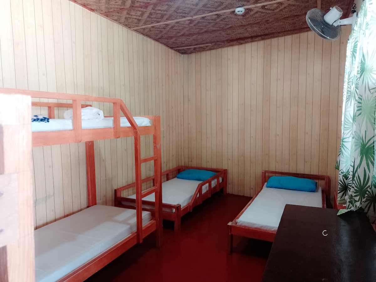 Oslob Anglers Affordable Amakan room