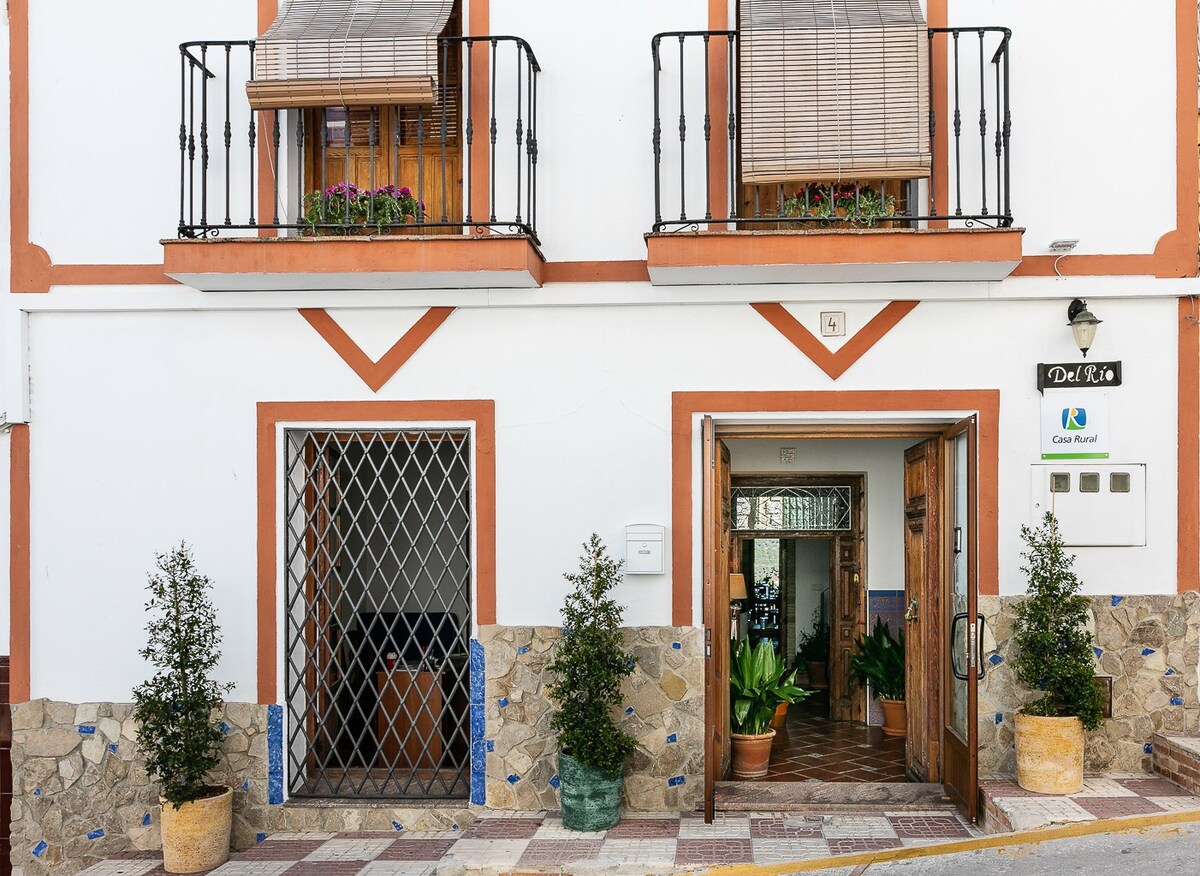 Casa Rural Del Río Alozaina Málaga - Jaguarzo