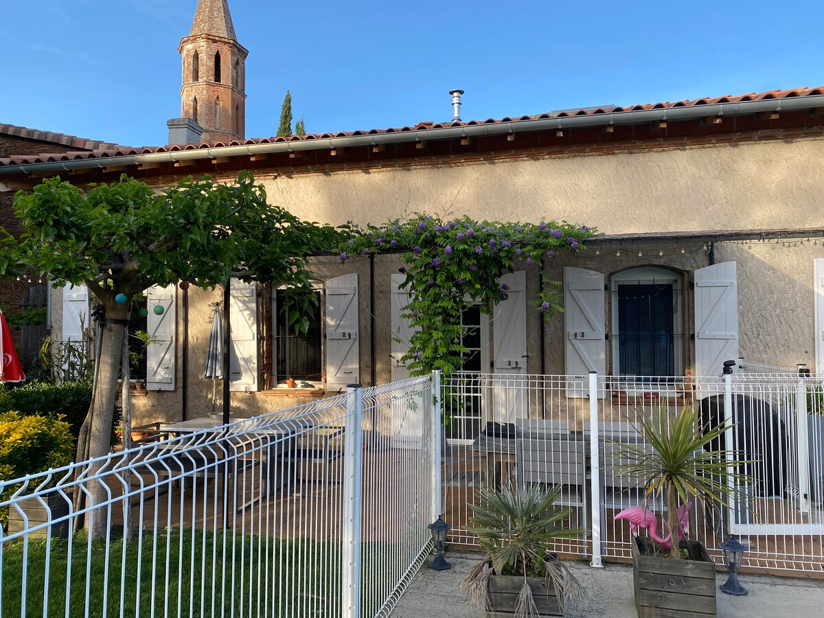 Ancien Presbytere: piscine privée jardin pétanque