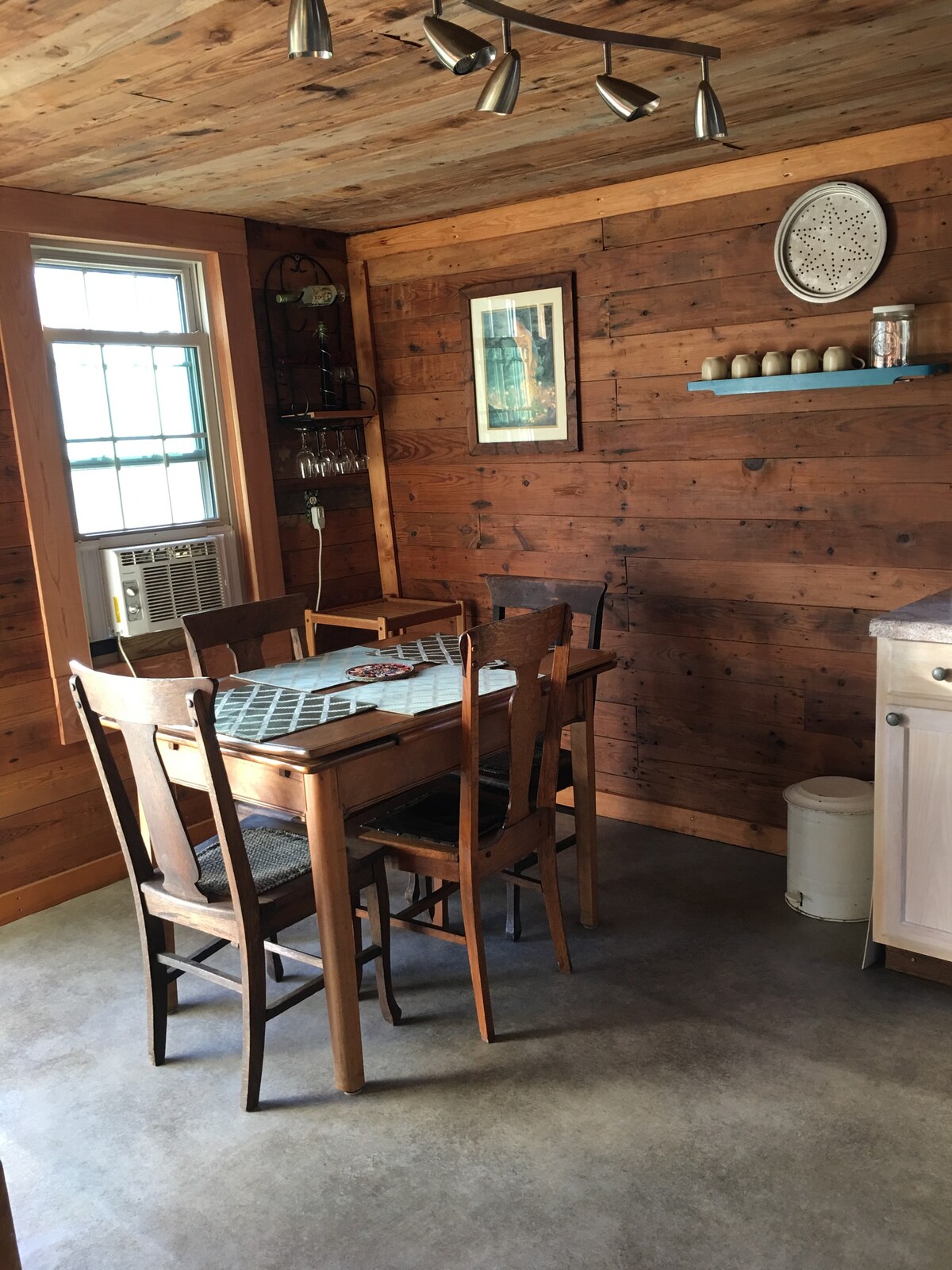 The "Gone Fishing Cabin" on Tiny House Row