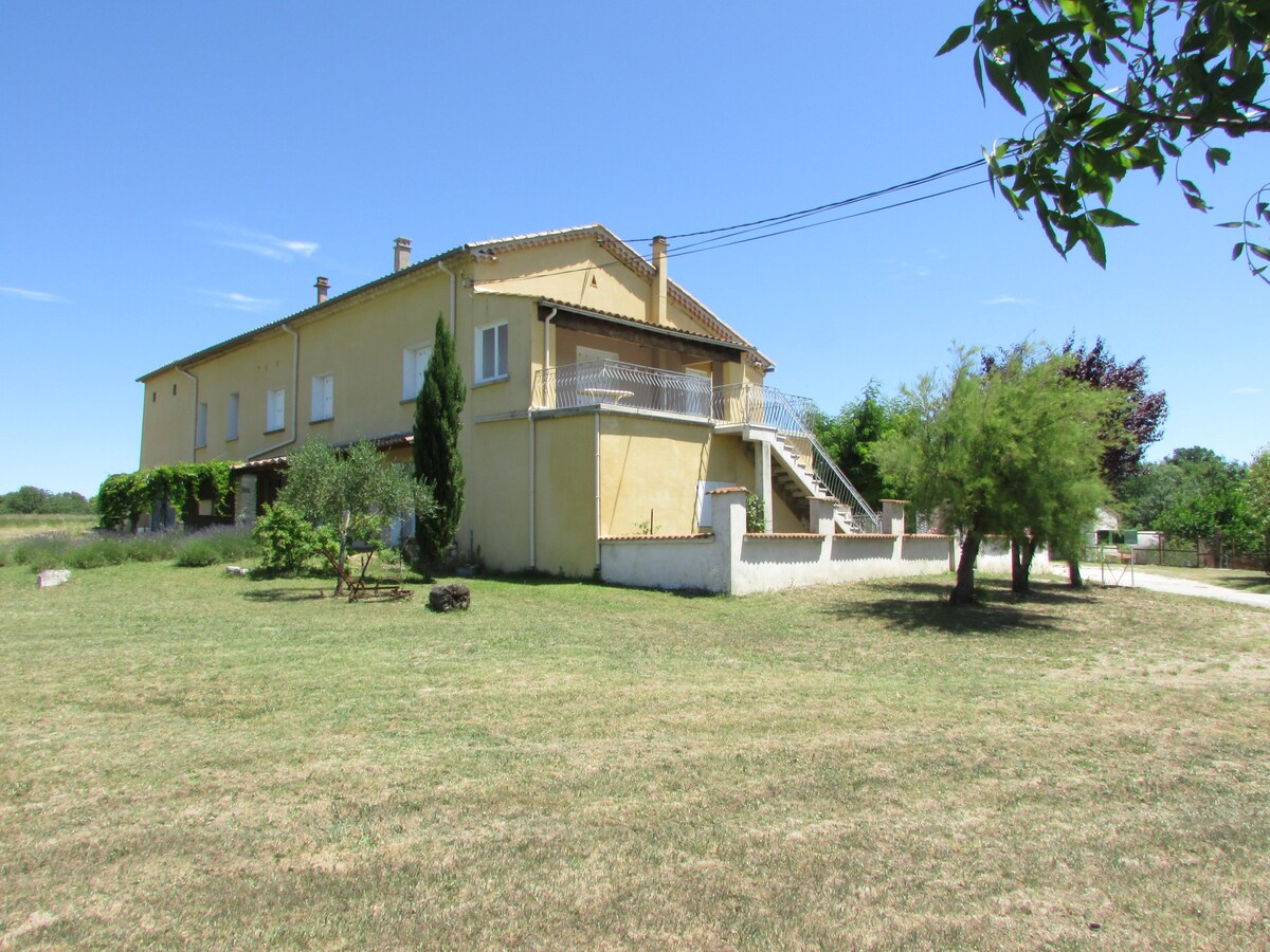 Lou Christou小屋位于Gard和Ardèche之间