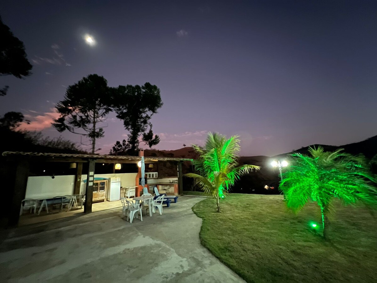 Casa na região serrana em Areal condomínio Fazenda