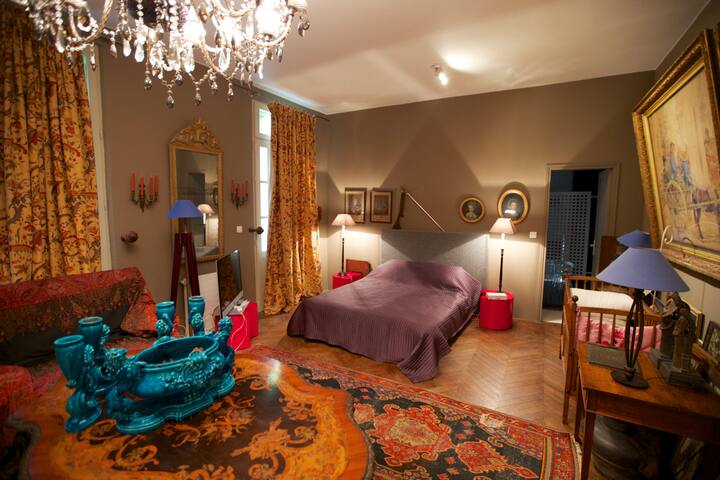 加雅克和鲁伊拉克城堡民宿