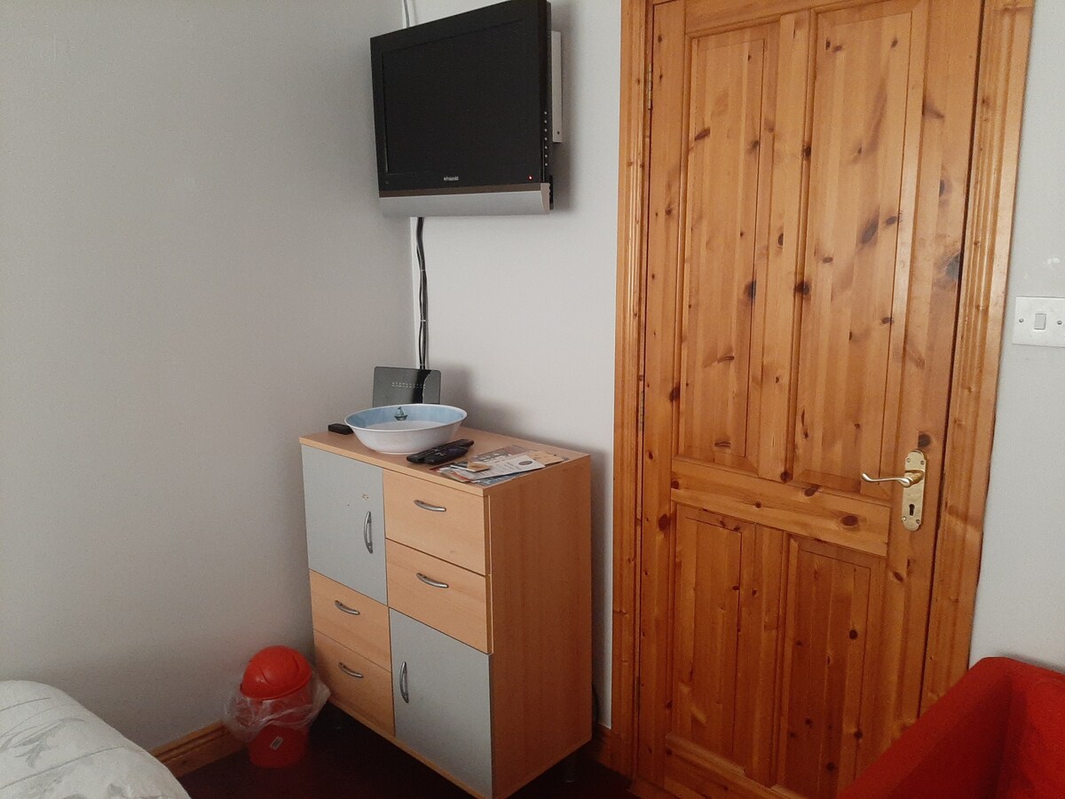 Private Room 5-10 mins drive from Portlaoise town