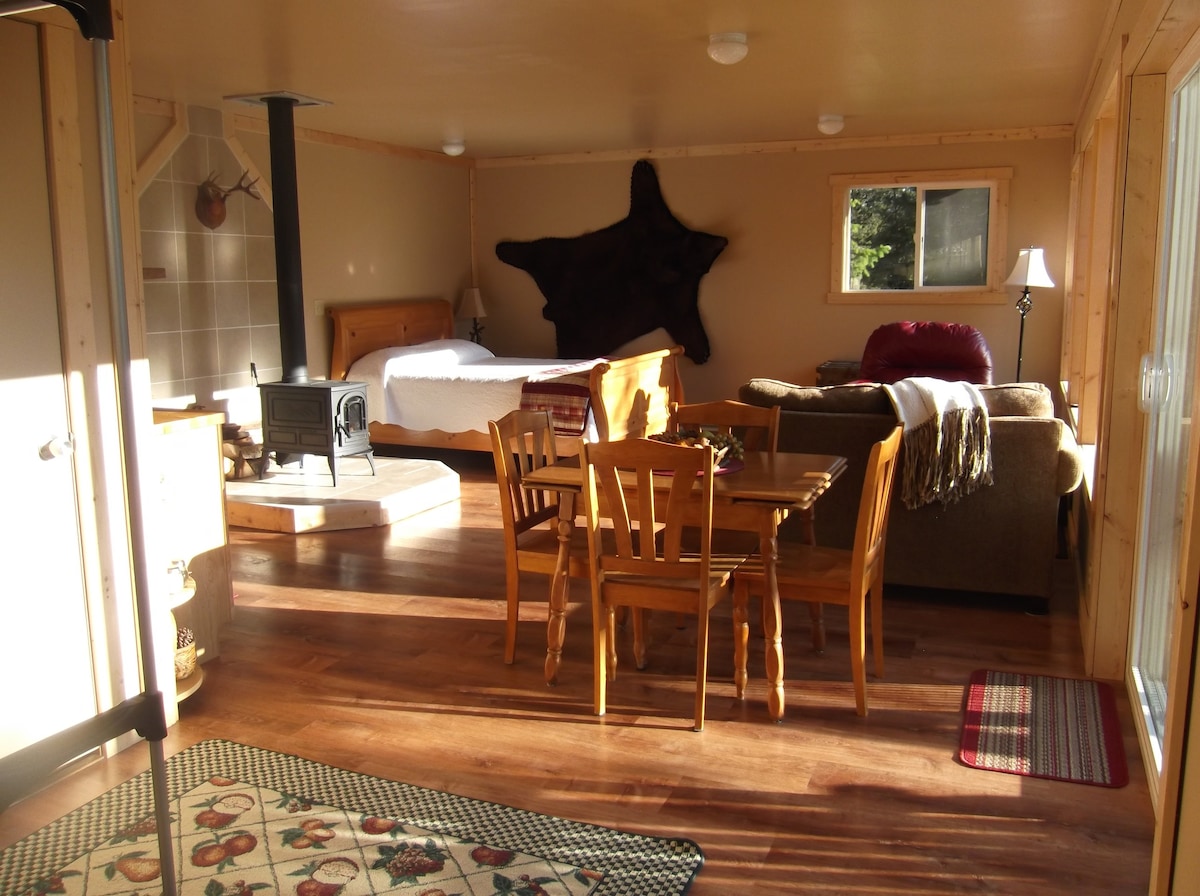 The Little Pend Oreille Guesthouse