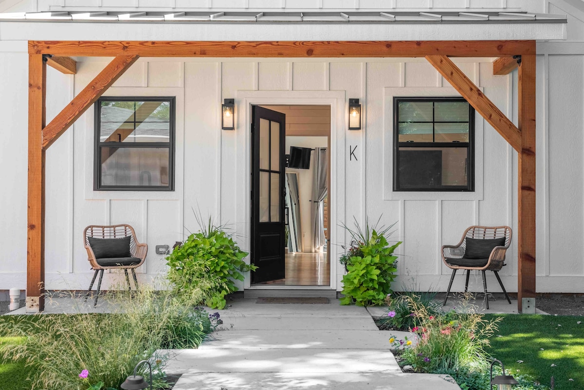 The Koop: An Urban Farmhouse Guest House