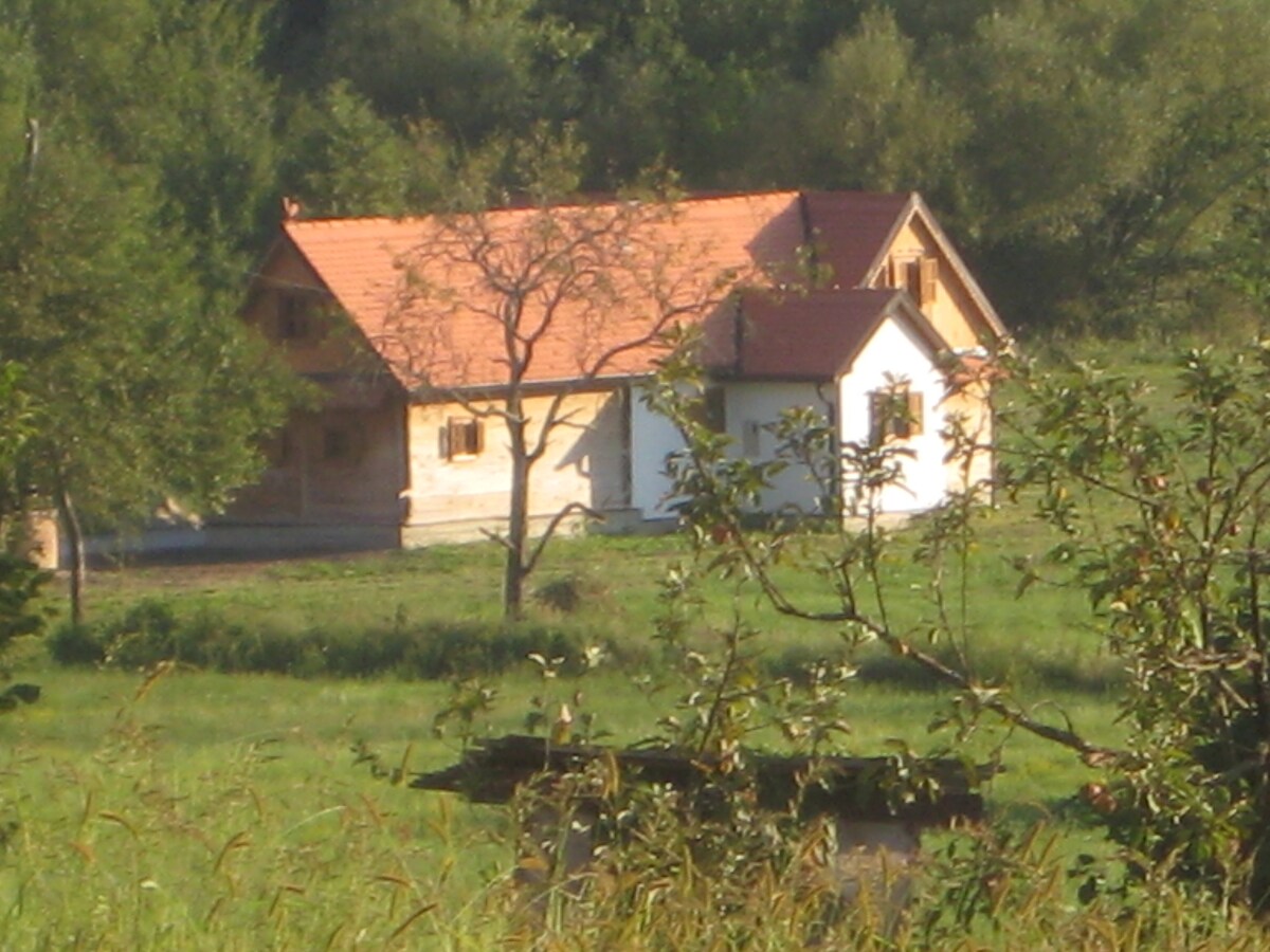 Haus an der Kupa, Shishinec, Kroatien