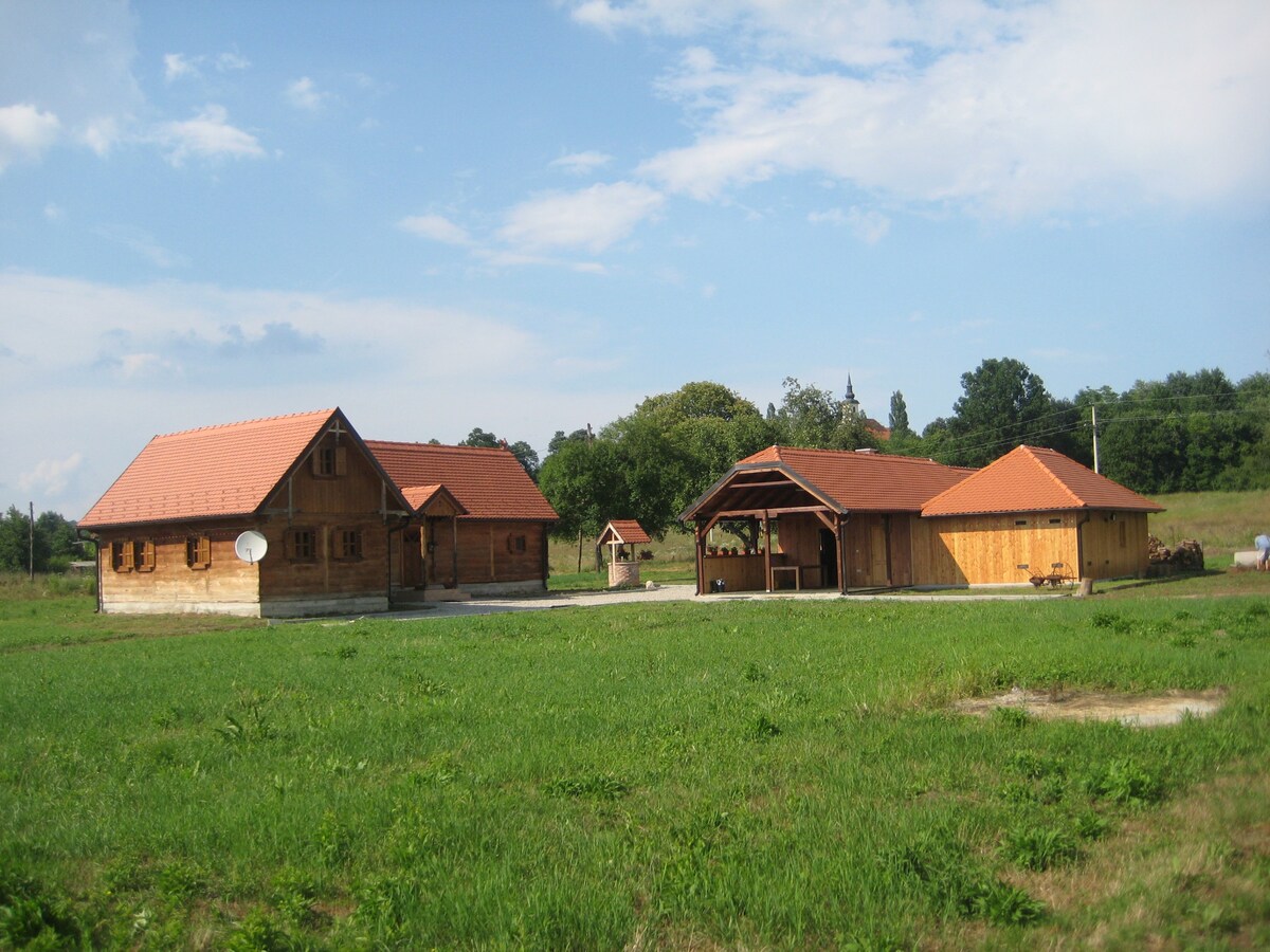 Haus an der Kupa, Shishinec, Kroatien